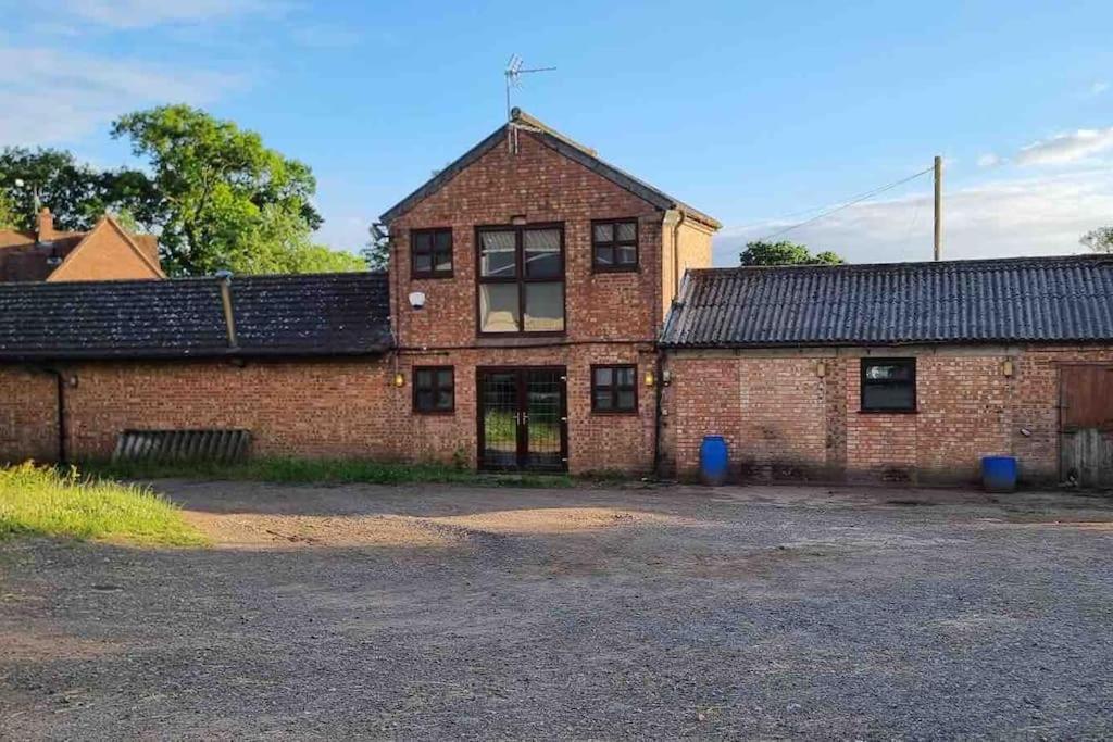 Appartamento Hillfields Farm Barn - A Rural Equestrian Escape Coventry Esterno foto